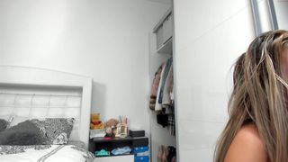 lusyanna naughty ladies and masturbating pussy