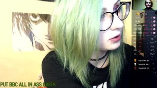 lsqueen sweet masturbating