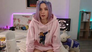 MyLittleRain pretty woman dabbles with a toy