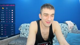 Max_Leksa  matchless bitch seduces with big forms