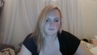 emmagrace lustful slut fucks her pussy with a phallus