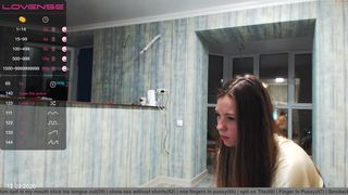 crazycouple3 pulls hand clit