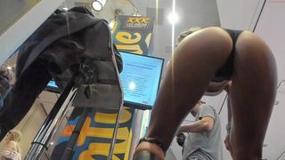 milf_lacey  sexy babe plays with pussy