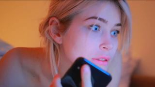 kirsten_xxx  Busty lady