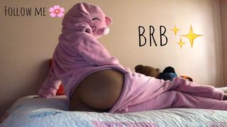 _sherlyn  busty hottie fucks handjob cunt