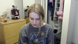 strawberry  odessa web model