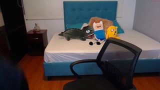 soyannie  naughty doll fucks herself with a phallus