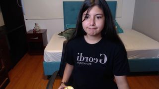 soyannie wet nipples