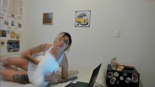 simone big ass blonde in stockings twisting her ass