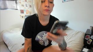 simone Dark-haired Yana