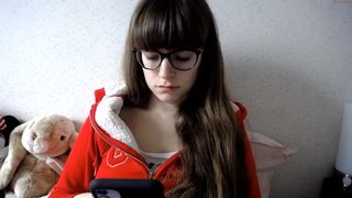 mimi_morgane87  cute milf fucks shaved cunt