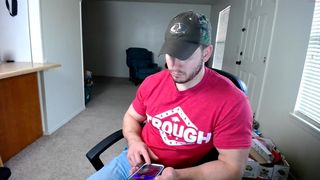 hotmuscles6t9 bitch with big tits rides vagina toy