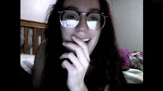 nerdygirl30 Sultry brunette