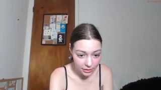 mscoolcheese black haired bitch shows her boobs