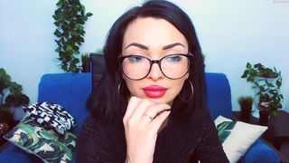 lovely_mood Sexy brunette