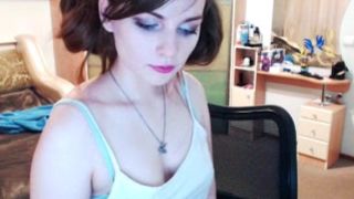 mewtwo_ hot babe gently jerks pussy