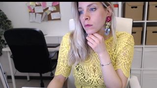 tiffany925 cute blonde fucks herself with a phallus