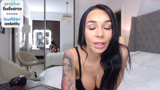 squirtbetty sexy bitches