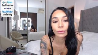 squirtbetty sexy bitches