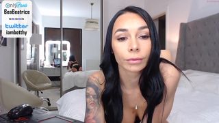 squirtbetty sexy bitches