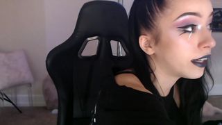 psilocybinskye sexy housewife gets fucked in the kitchen