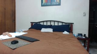 newpiper96 hot slut fingering himself