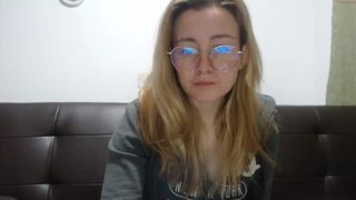 megan_best naughty bitch massages juicy holes