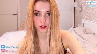 lisatwinkle charming finger jerking off