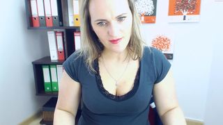 funnylovinggirl red-haired trash pretty jerks off pussy