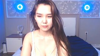 hee_youn Openwork confused