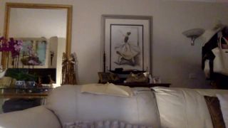 gl1tter_barbie mature masturbates in front of webcam