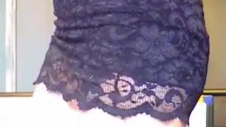 spicyfox Hot bitch fucks wet pussy