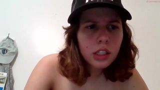 usemysmile adult bitch fucks her ass