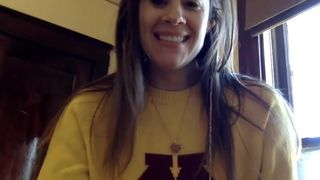 lala_nibbles seductive babe shows boobs