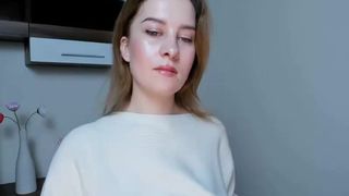 emberli naughty nipple exposes her body