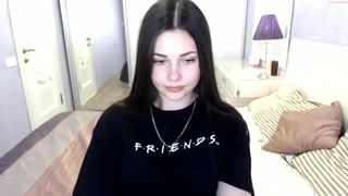 xdottir hot young lady is fucking pussy