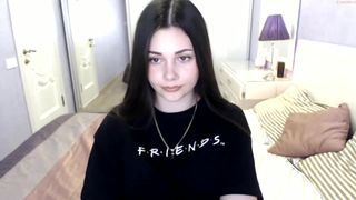 xdottir hot young lady is fucking pussy