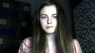 vikaleto sexy slut shows big tits