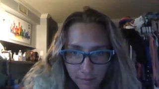 vernspice pretty girl fucks her cap