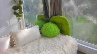 sassyt33n perfect swell caresses sex lips