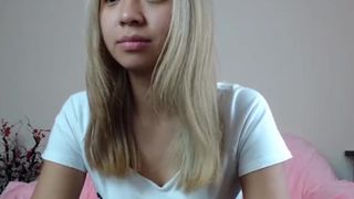 ji_yeon busty slut caresses both slits