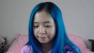 ji_yeon cutie kneads big tits