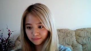 ji_yeon skillful slut jerks off