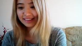 ji_yeon amazing whore shows juicy holes