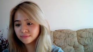 ji_yeon amazing whore shows juicy holes