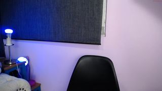 evie_caruso1 skinny babe pleases with her appearance