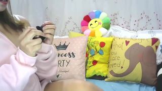 chinese_princess ardent devil masturbates cunt