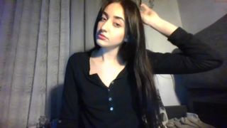 yellaa4 gripping nipple masturbates wet wrap