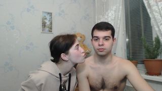 two_para gorgeous babe dancing striptease