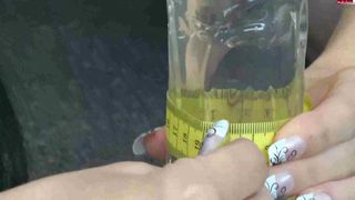 WeicheKleine Mit 23x7 dicke Dildo gespielt...Ohh, so enge Muschi